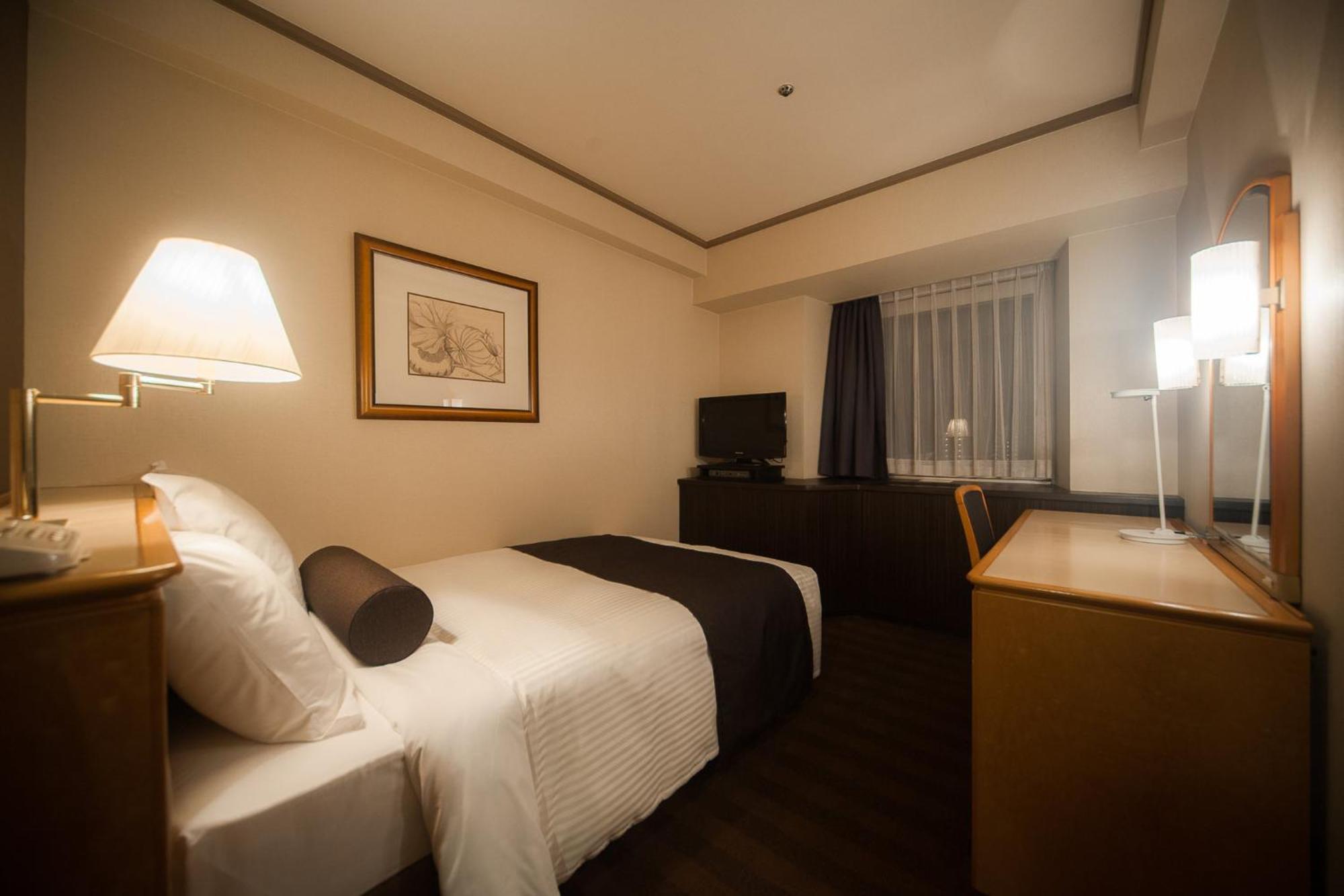 Hotel Ana Crowne Plaza Matsuyama By Ihg Zewnętrze zdjęcie